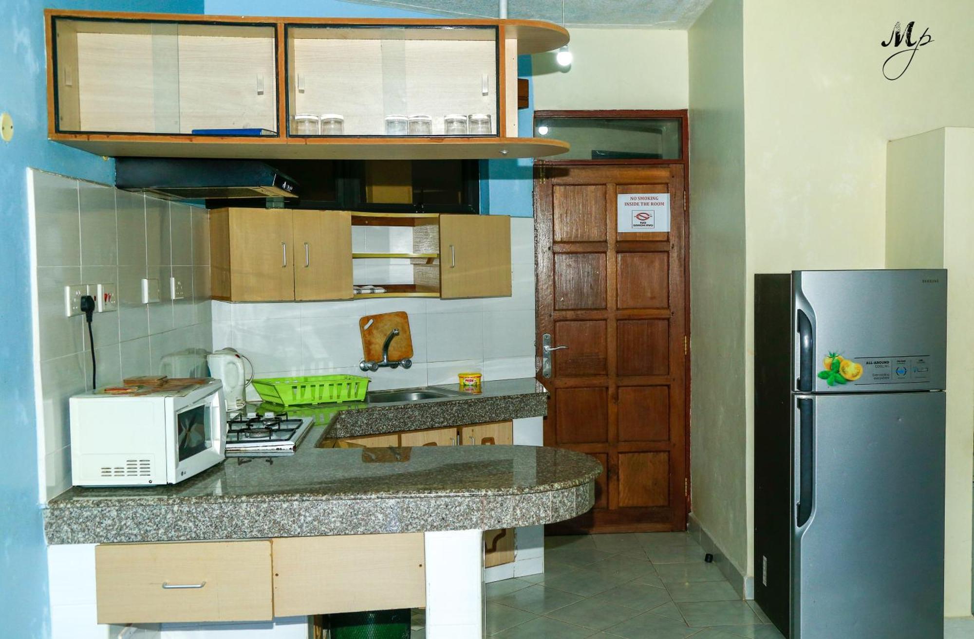 מומבסה Mei Place Apartments מראה חיצוני תמונה