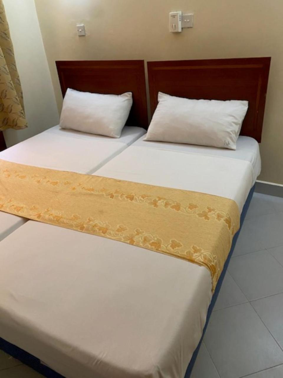 מומבסה Mei Place Apartments מראה חיצוני תמונה