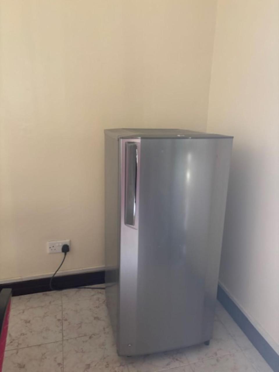 מומבסה Mei Place Apartments מראה חיצוני תמונה
