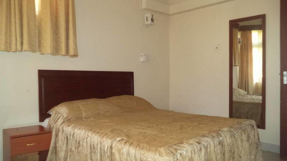 מומבסה Mei Place Apartments מראה חיצוני תמונה