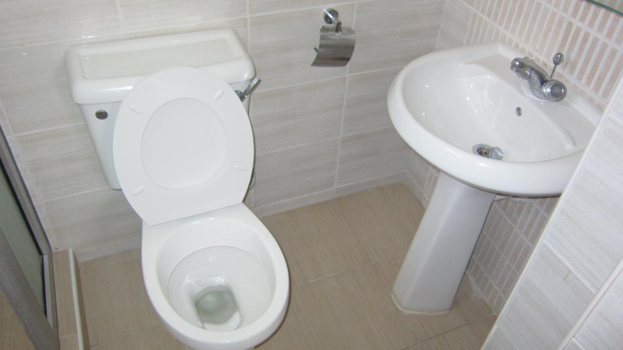 מומבסה Mei Place Apartments מראה חיצוני תמונה